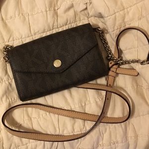 Michael Kors wallet on chain